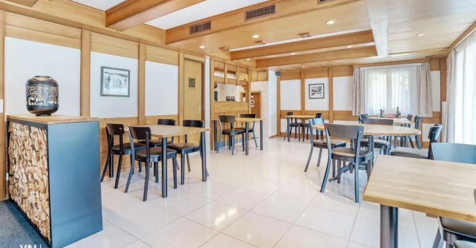Opportunité d'investissement au cœur de la vallée de Saas - hôtel ou résidences secondaires agréées à Saas-Grund