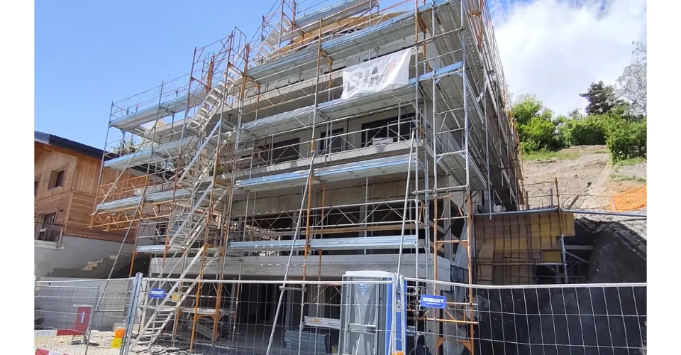 Appartement neuf 2.5 pièces avec balcon et terrasse – Foto 2 von 15