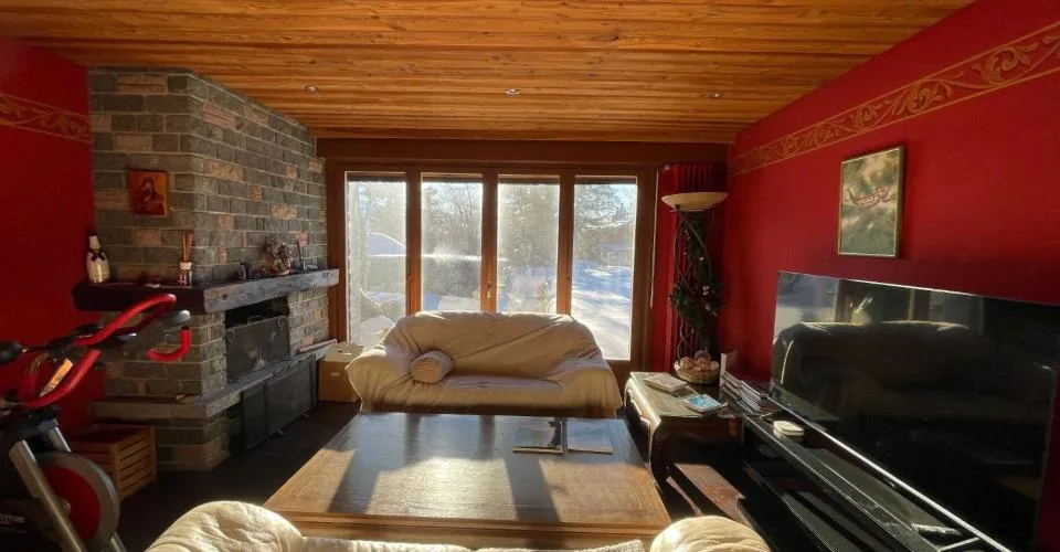 Magnifique opportunité dans un quartier résidentiel bucolique projet d'agrandissement d'un luxueux chalet entre Lens et Crans