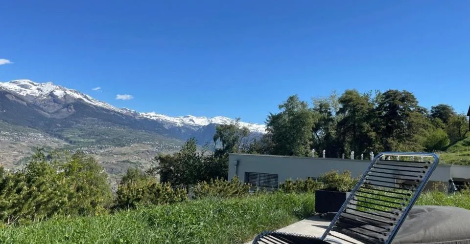 En exclusivité ! Villa contemporaine de haut standing sur le coteau de Sion