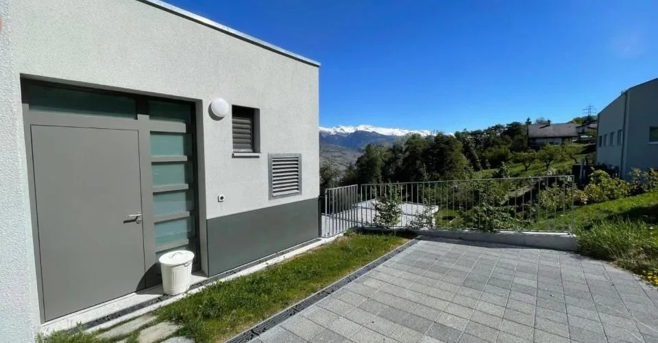En exclusivité ! Villa contemporaine de haut standing sur le coteau de Sion