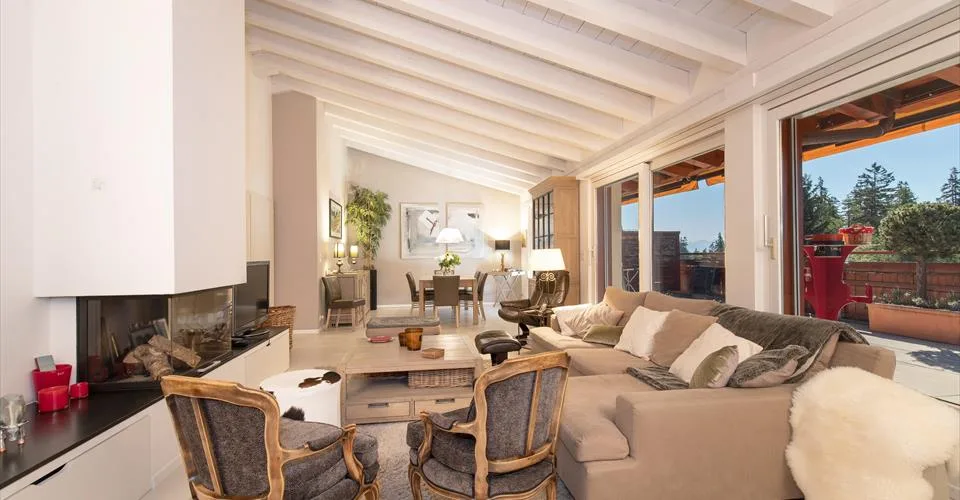 Magnifique duplex attic en plein centre de Crans Montana