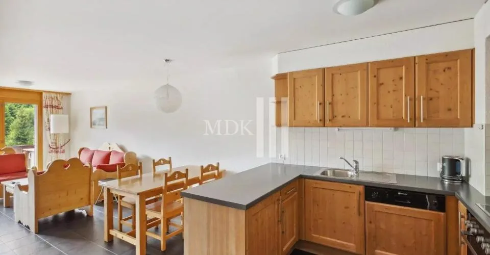 Appartement de 2.5 pièces + Studio à vendre aux Thermes-Parc des bains de Val-d'Illiez