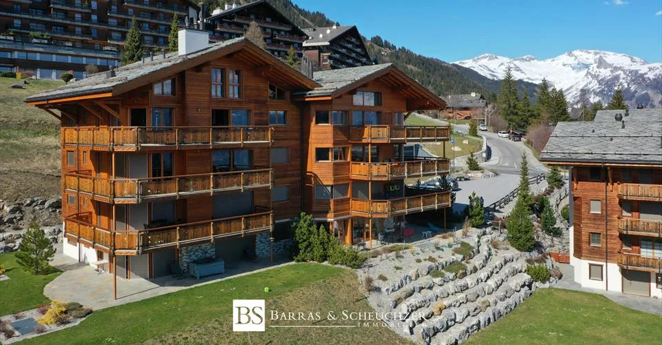 Attique d'exception de 226m2 à deux pas des bains thermaux
