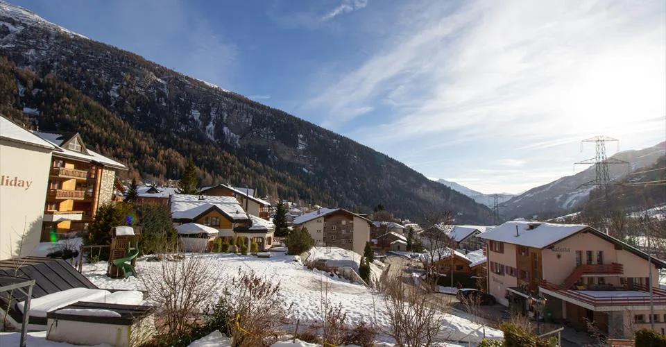 Résidence 5.5-01, appartement duplex exclusif de 5,5 pièces DE LUXE avec grande terrasse et balcon exposé sud
