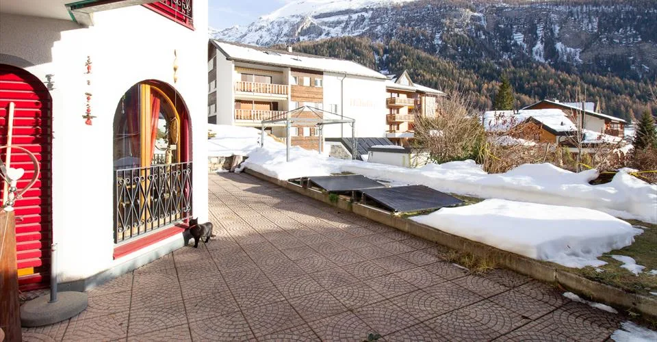 Résidence 5.5-01, appartement duplex exclusif de 5,5 pièces DE LUXE avec grande terrasse et balcon exposé sud