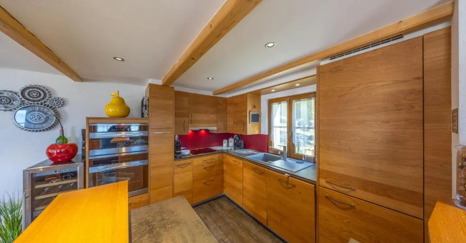Superbe chalet en bois et pierre profitant d'un emplacement exceptionnel – Foto 10 von 13