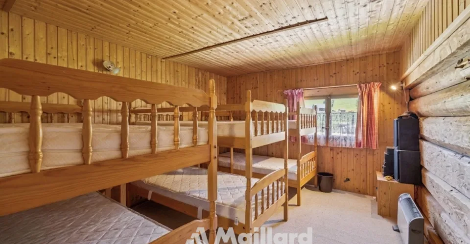 Authentique chalet de caractère datant du XVIII siècle