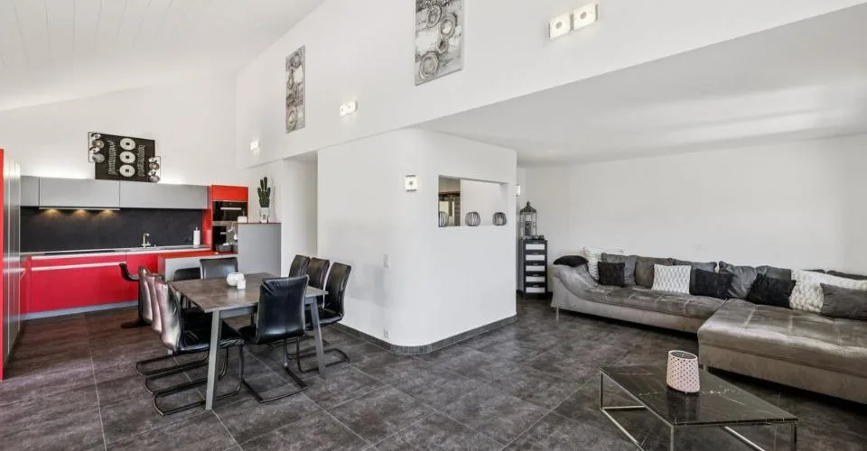 Grande villa lumineuse avec vue imprenable - appartement indépendant de 3,5 pièces compris. – Foto 3 von 11