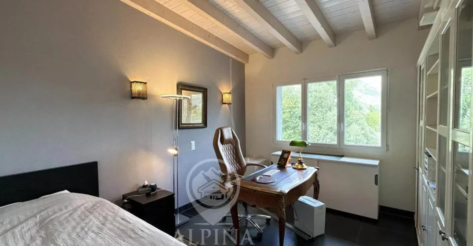 Fully - Superbe attique de 4,5 pièces