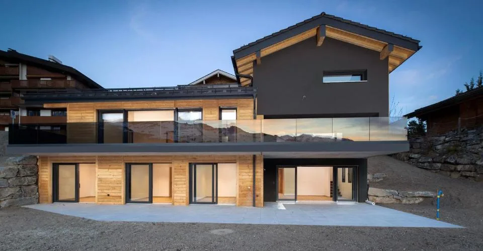 Crans-Montana. Maison individuelle neuve de 5.5 pièces au style résolument contemporain