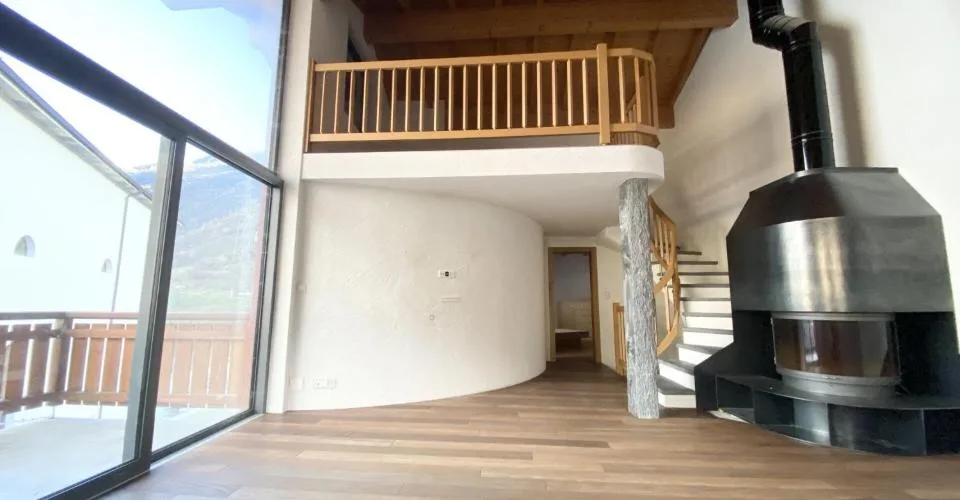Villa avec piscine intérieure au centre du village – Foto 6 von 12