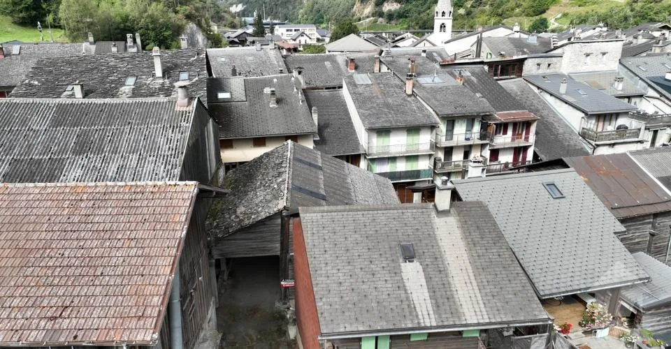 Une grange à rénover au coeur du village de Sembrancher