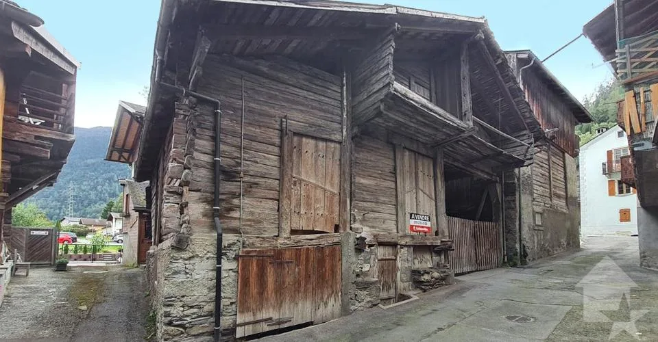 Une grange à rénover au coeur du village de Sembrancher