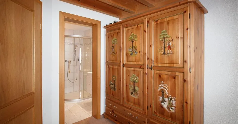 Résidence 4.5-09, exclusif appartement mansardé de 4,5 pièces avec galerie et grand balcon