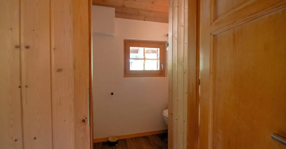 Charmant petit chalet à vendre à Lourtier