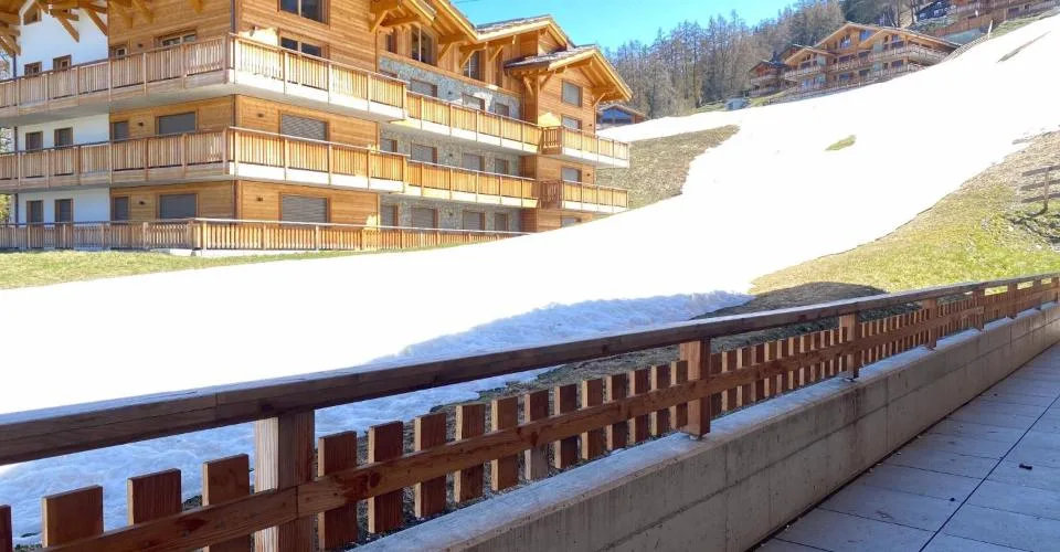 Superbe appartement ski-in & ski-out sur les pistes de Veysonnaz