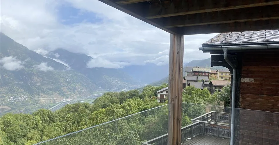 Immeuble à EISCHOLL, appartement 2 pièces rénové au centre, avec un grand balcon et cheminée