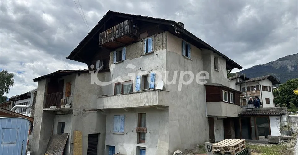 Maison villageoise à rénover à Champlan (Grimisuat)