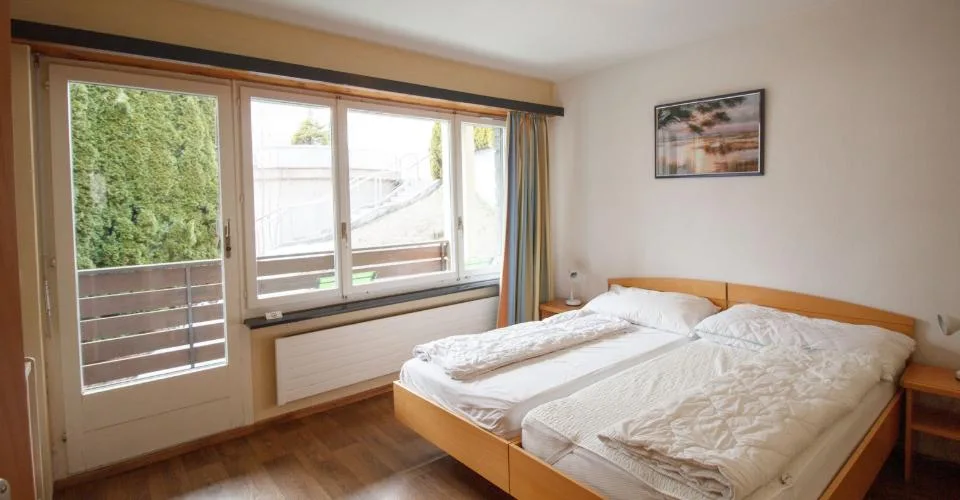 Maison CH-01, immeuble d'appartements de qualité au centre avec 19 logements et une vue imprenable