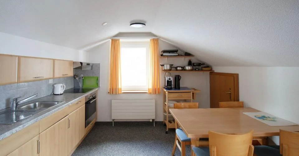 Maison CH-01, immeuble d'appartements de qualité au centre avec 19 logements et une vue imprenable