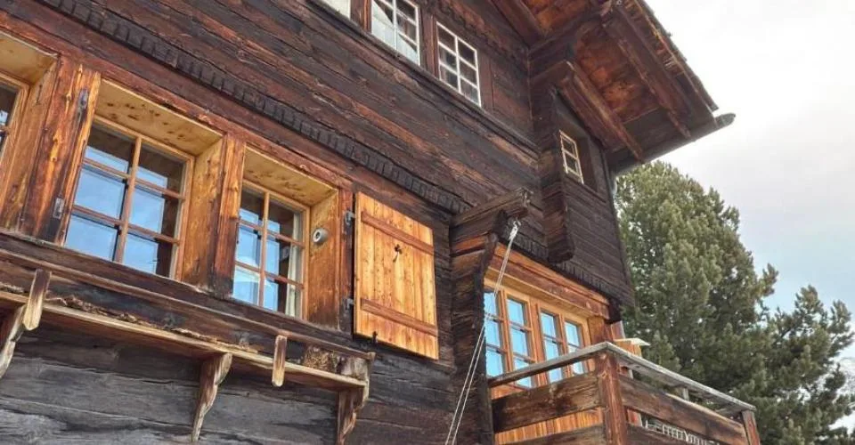 CHANDOLIN - Nouveau Prix! Châlet traditionnel de 7 pièces