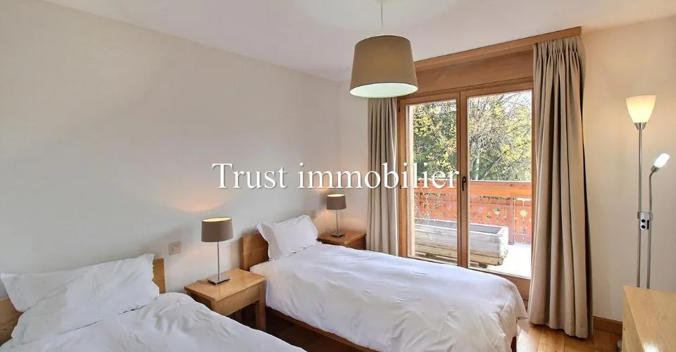 5003. Double appartement en RdC au centre de Crans – Foto 8 von 13