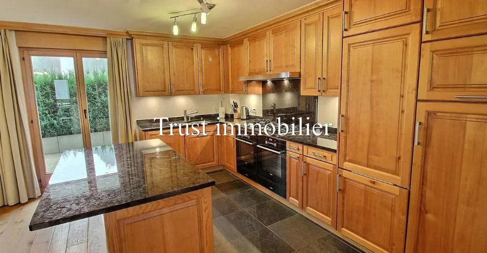 5003. Double appartement en RdC au centre de Crans – Foto 10 von 13