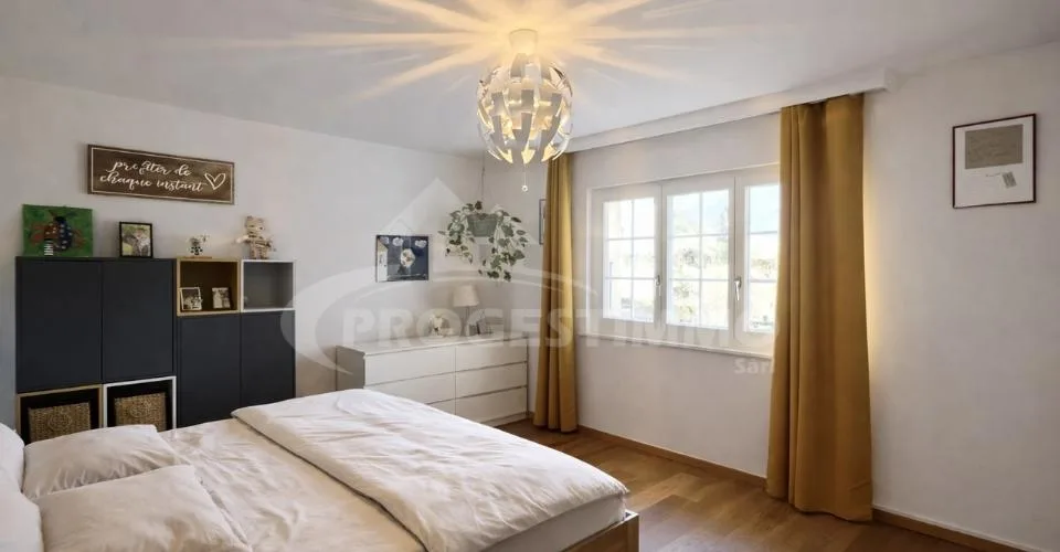 VILLA MIT 6,5 ZIMMERN, ÜPPIGEN VOLUMEN UND GROSSEM POTENZIAL FÜR ERWEITERUNG – Foto 7 von 13