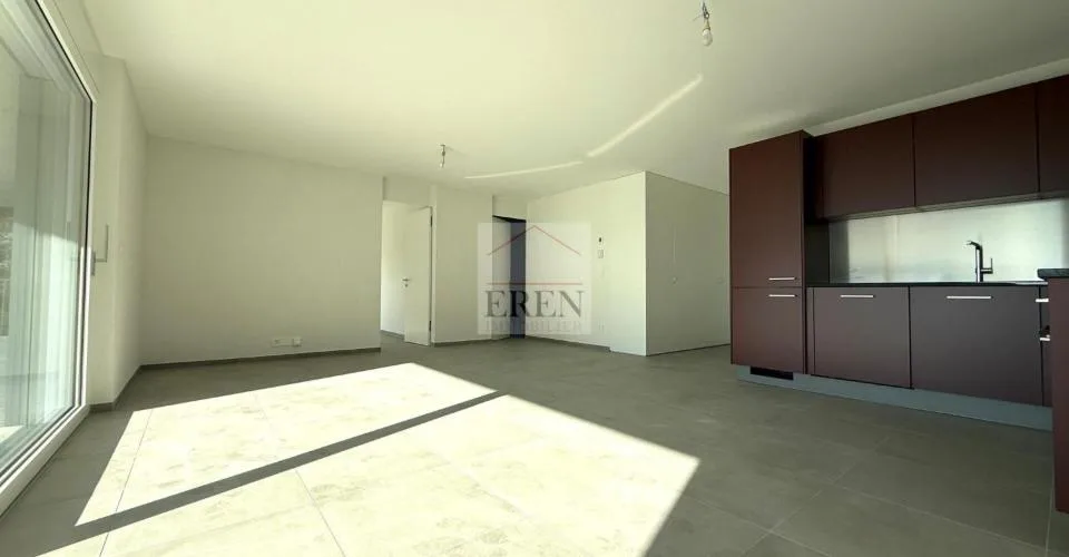 Superbe Appartement 3,5 pièces avec grand balcon-terrasse de 40m2 au 2ème étage – foto 4 di 13