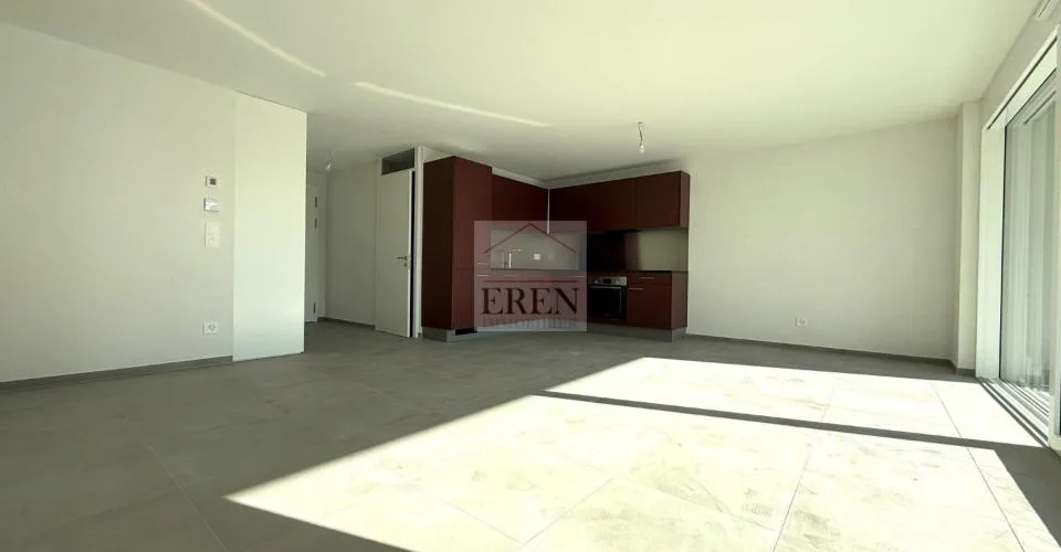 Superbe Appartement 3,5 pièces avec grand balcon-terrasse de 40m2 au 2ème étage – foto 5 di 13