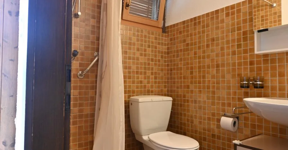 Charmant appartement de 3 pièces d’environ 40 m2, complété par un grand balcon d’angle ~ 13 m2 orienté sud