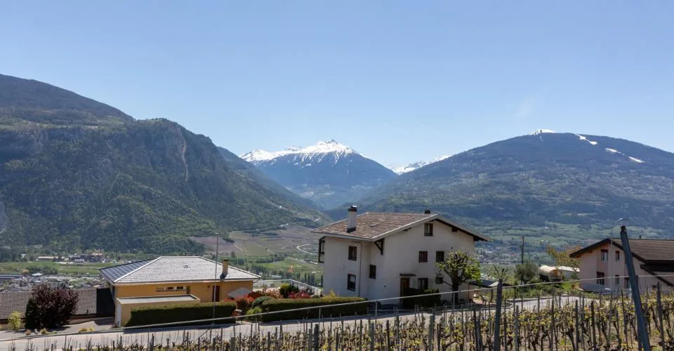 A VENDRE SPLENDIDE VILLA A AYENT