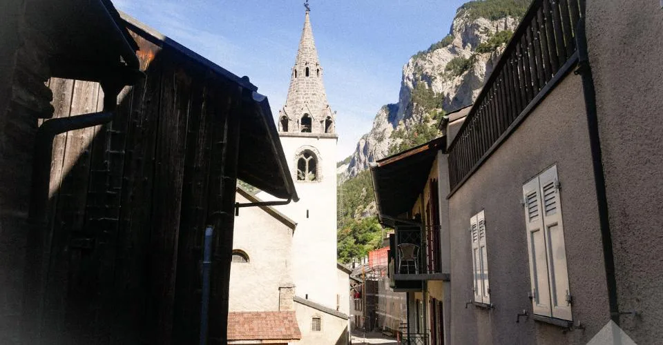 Charmante maison villageoise en pierres sur 3 niveaux et cartnotzet !
