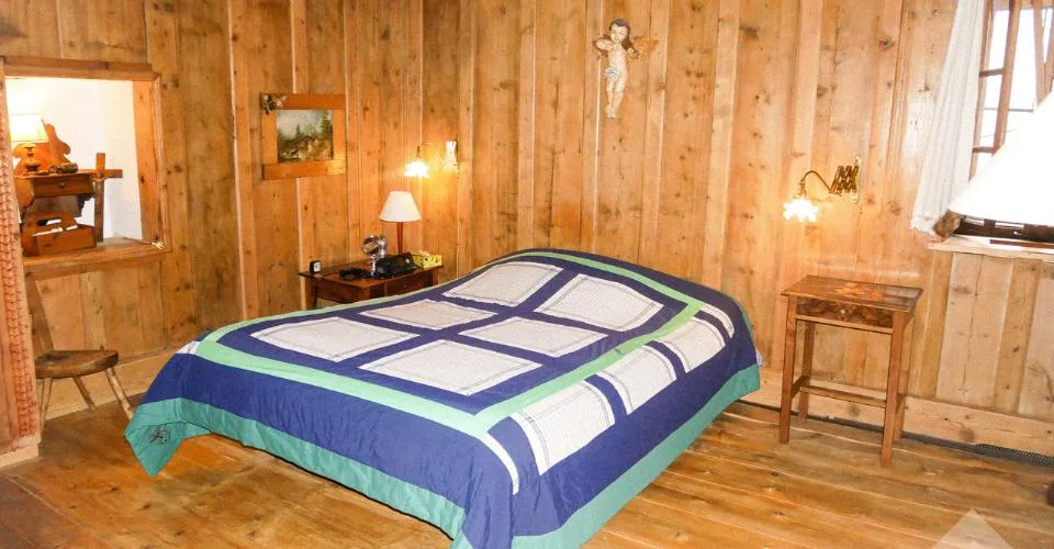 Charmante maison villageoise en pierres sur 3 niveaux et cartnotzet !