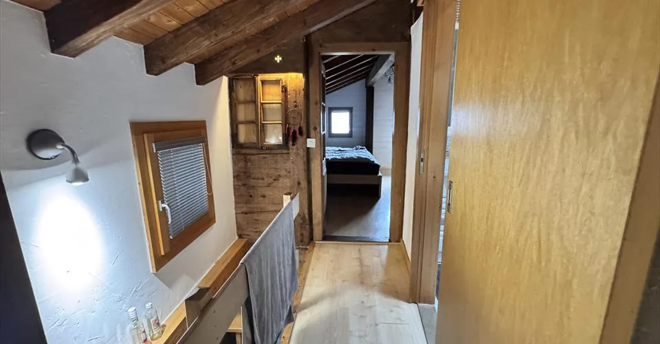 Maison mitoyenne rénovée vente résidence secondaire autorisé