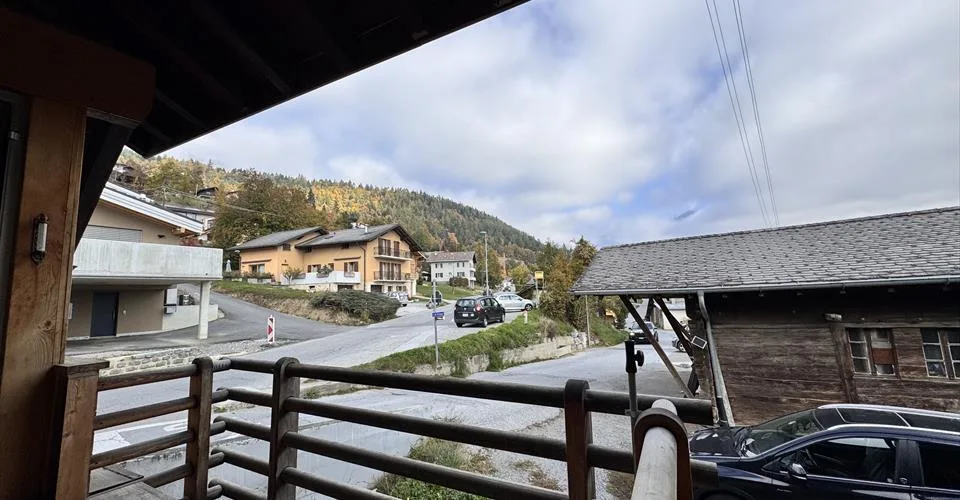 Maison mitoyenne rénovée vente résidence secondaire autorisé