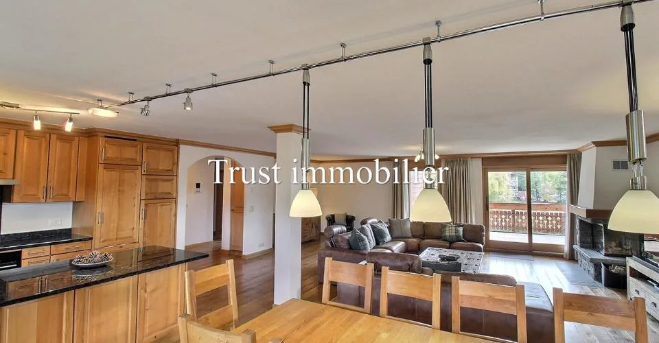 4016. Appartement en RdC au centre de Crans – photo 2 sur 13