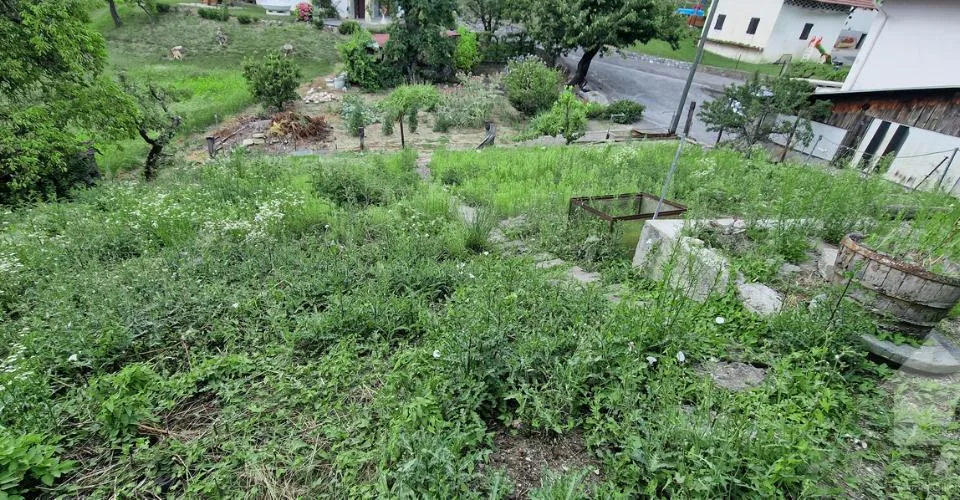 Maison villageoise avec grange attenante et garages – Foto 13 von 13