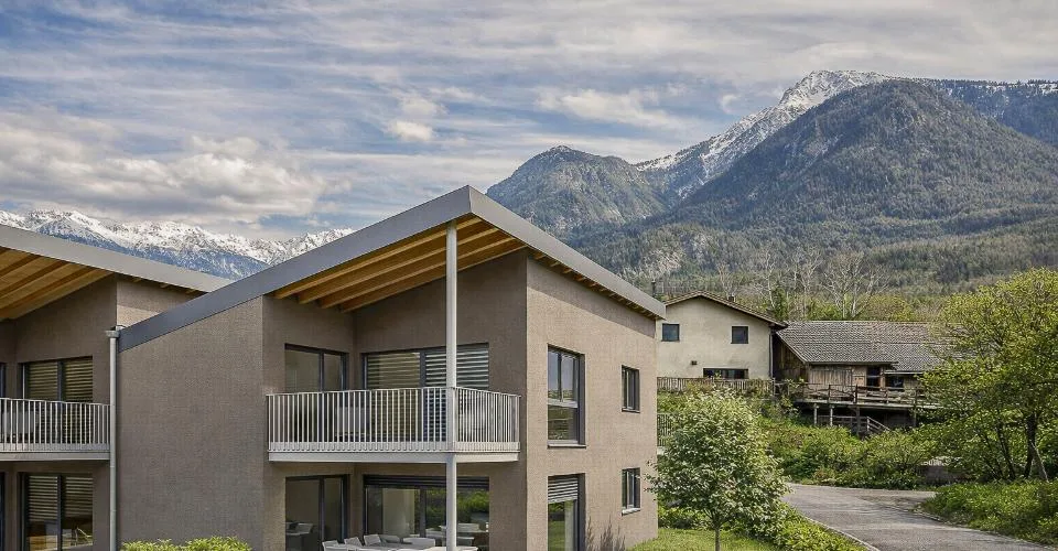 3.5 avec entrée indépendante – jardin privatif ou attique lumineux