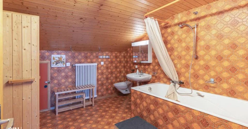 Immeuble d'appartements avec 4 unités résidentielles spacieuses – foto 4 di 13