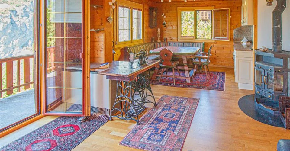 CHALET à St Barbara, 6.5 pièces avec superbe vue, de grande qualité et situation très calme