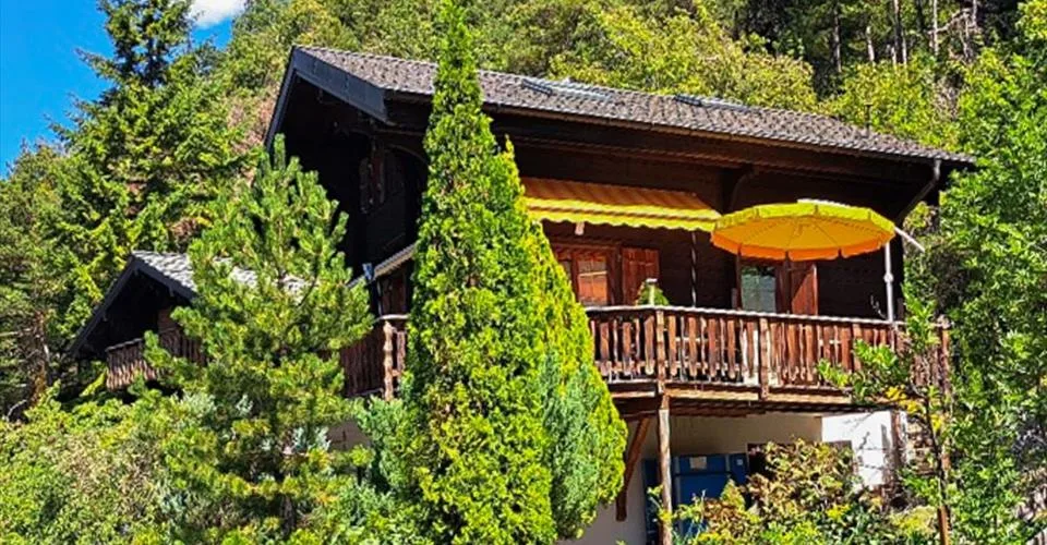CHALET à St Barbara, 6.5 pièces avec superbe vue, de grande qualité et situation très calme