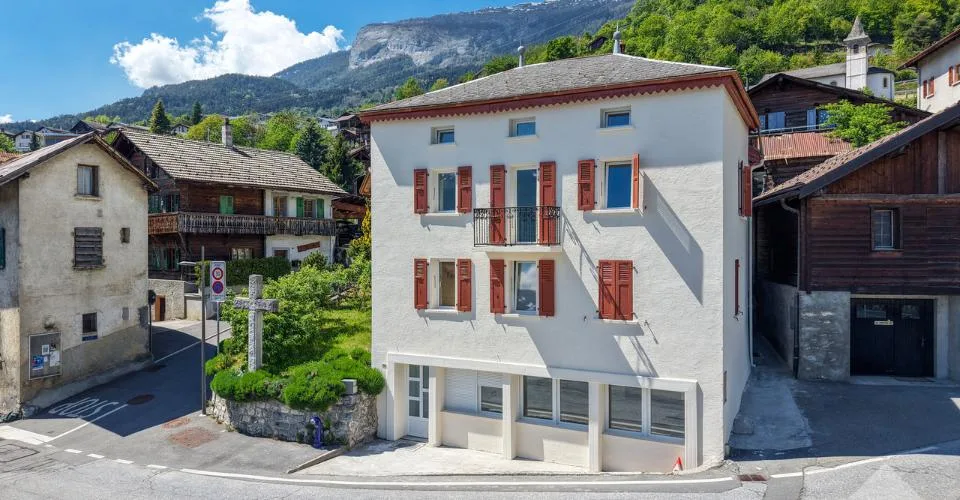 Immeuble de rendement de 4 appartements entièrement rénové en 2026