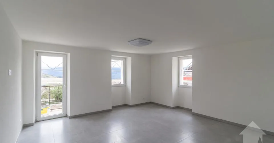 Immeuble de rendement de 4 appartements entièrement rénové en 2026