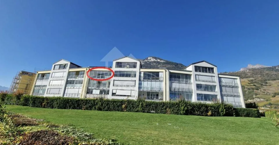 APPARTEMENT DANS LES BAINS DE SAILLON