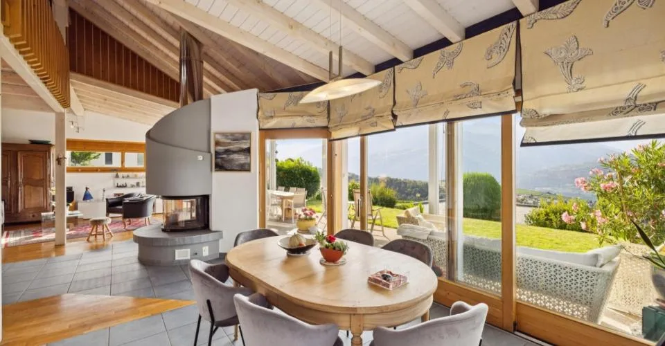 Villa d'Exception avec vue Panoramique & Élégance Contemporaine – Foto 4 von 11