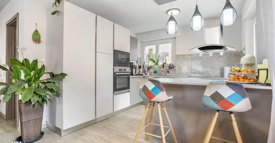 Stilvoll renoviert mit viel Platz und Charme – photo 6 sur 13