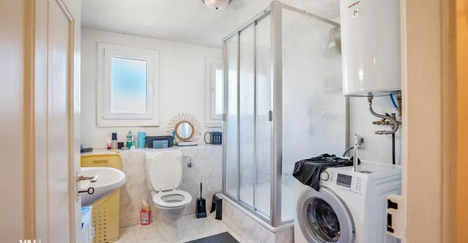Appartement 3,5 pces dans les combles, à rénover