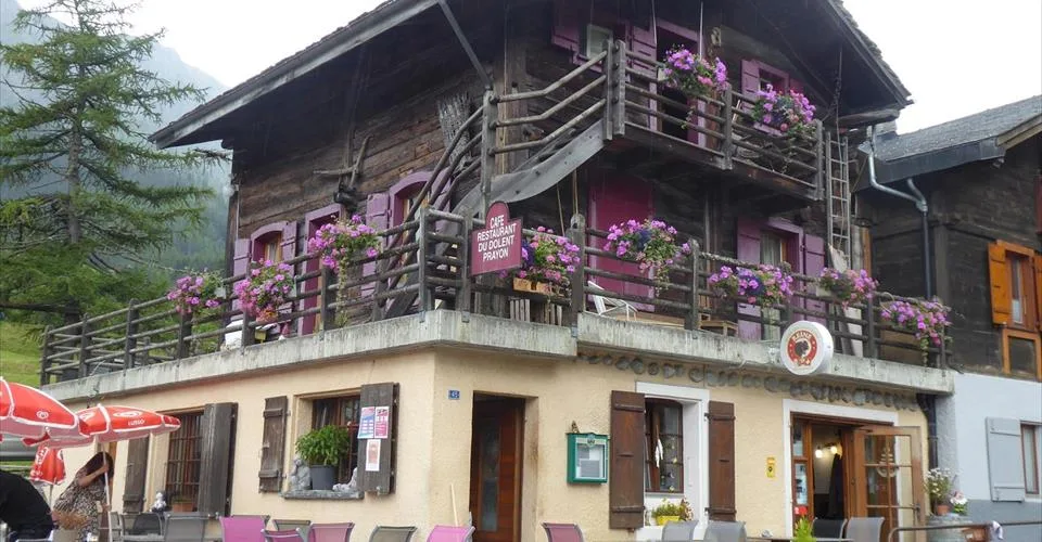 CHALET - PRAYON